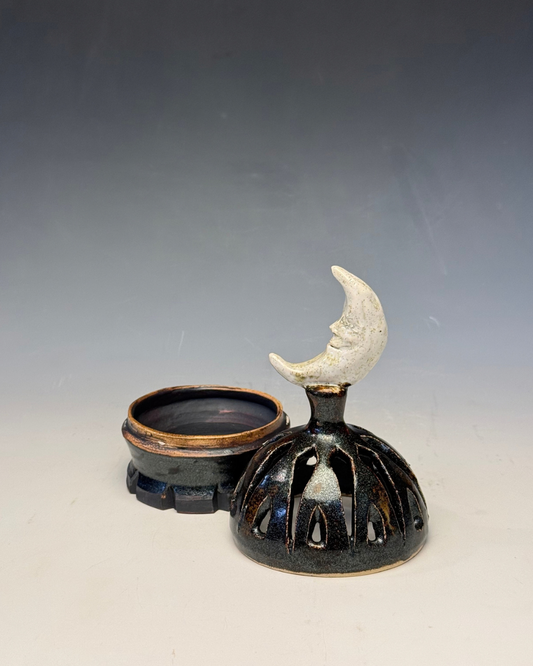 Crescent Moon Censer | Handmade Ceramic Incense Cone Burner