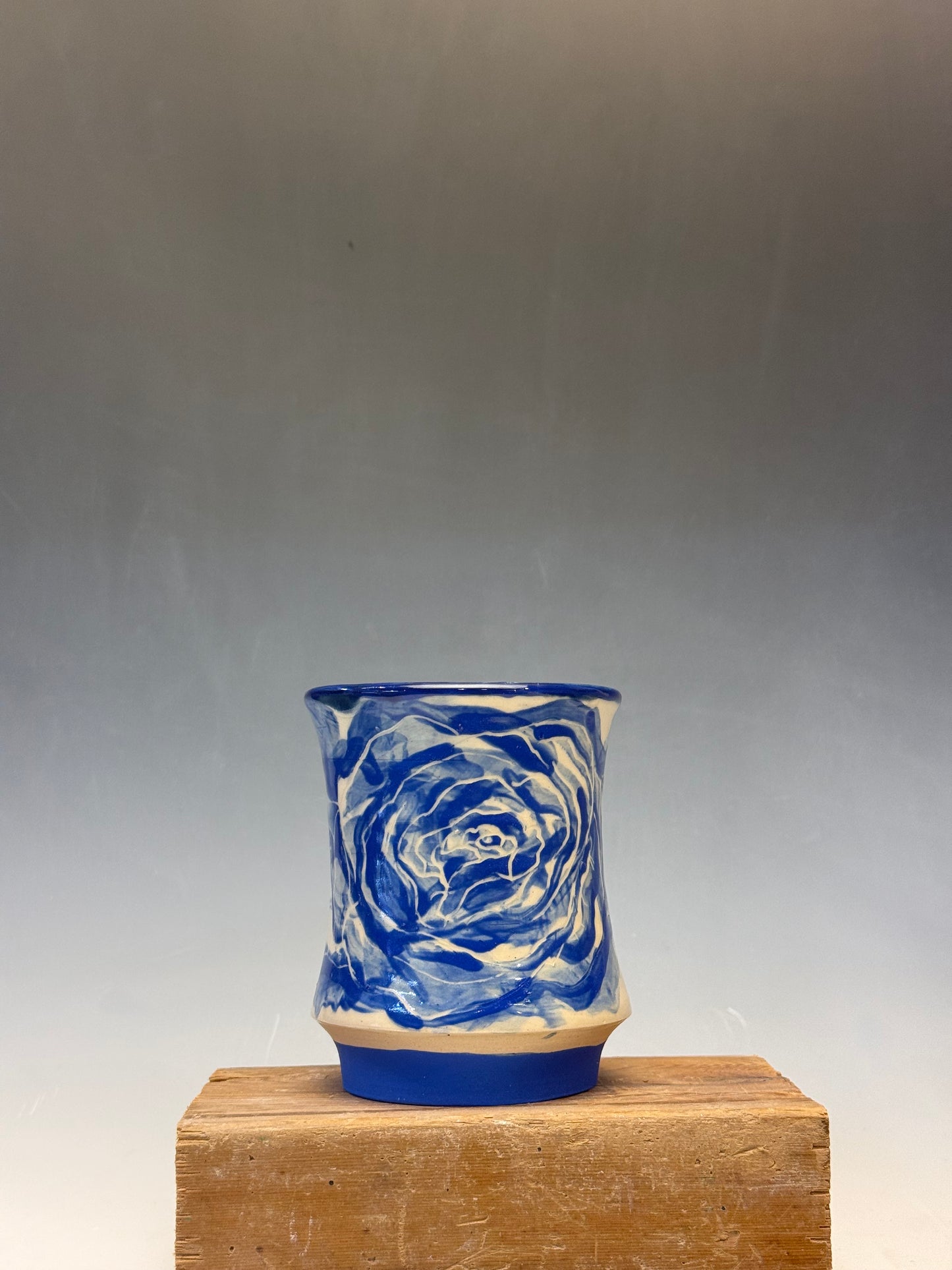 8 oz. Blue Rose Cup