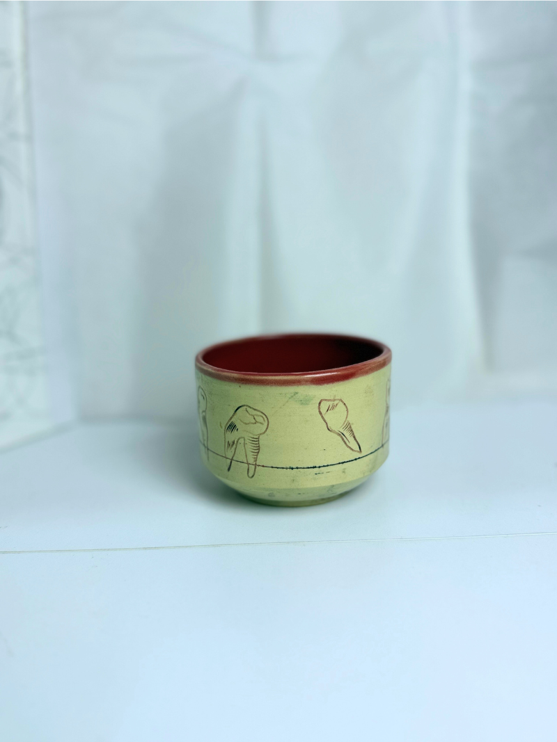 Teeth carved bowl