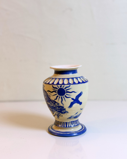 Crow in Flight Vase